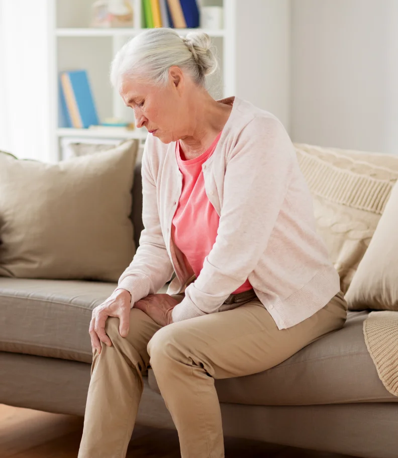 woman with leg pain in Jacksonville NC